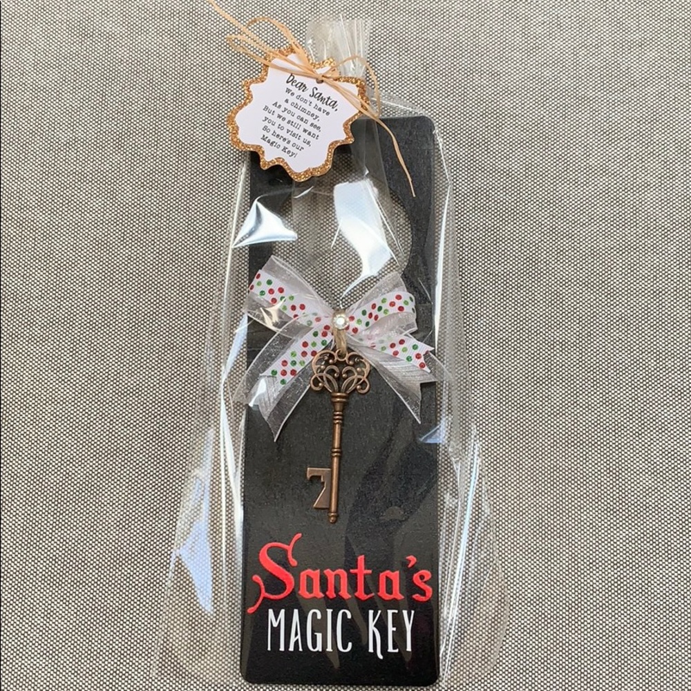 Santa’s Magic key door hanger!